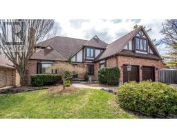 135 AMBLESIDE DRIVE - 2