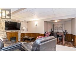 135 AMBLESIDE DRIVE - 33