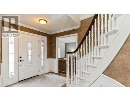 135 AMBLESIDE DRIVE - 4