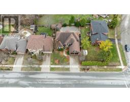 135 AMBLESIDE DRIVE - 50