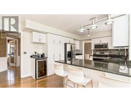 135 AMBLESIDE DRIVE - 9