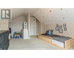 79 BROADWAY AVENUE - 29