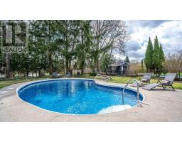 79 BROADWAY AVENUE - 38