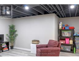 1 - 70 SUNNYSIDE DRIVE - 27