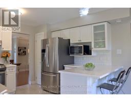 1 - 70 SUNNYSIDE DRIVE - 8