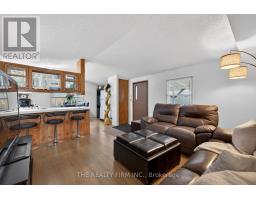 81 - 198 SPRINGBANK DRIVE - 11