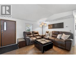 81 - 198 SPRINGBANK DRIVE - 12