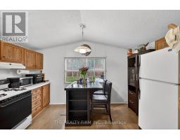 81 - 198 SPRINGBANK DRIVE - 19