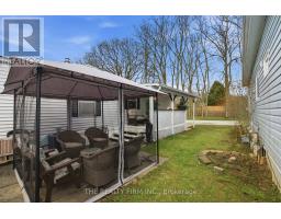 81 - 198 SPRINGBANK DRIVE - 9