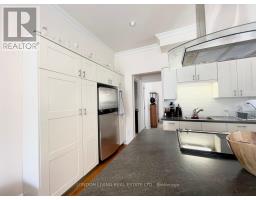 6 VICTOR STREET - 16