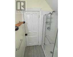 6 VICTOR STREET - 28