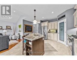 3194 PINCOMBE DRIVE - 10