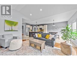 3194 PINCOMBE DRIVE - 14