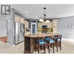 3194 PINCOMBE DRIVE - 16