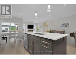 3297 REGIMENT ROAD - 21