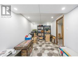 260 VILLAGE GREEN AVENUE - 31