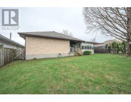 260 VILLAGE GREEN AVENUE - 36