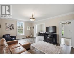 160 WEST PARK DRIVE S - 11