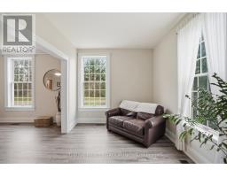 160 WEST PARK DRIVE S - 12