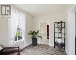 160 WEST PARK DRIVE S - 14