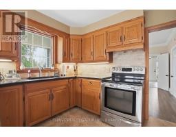 160 WEST PARK DRIVE S - 18