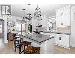 15 MUIRFIELD DRIVE - 20