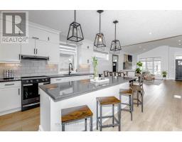 15 MUIRFIELD DRIVE - 23