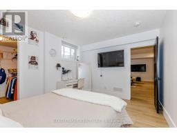 15 MUIRFIELD DRIVE - 38