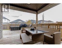 15 MUIRFIELD DRIVE - 43