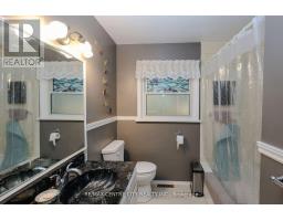 1948 ROYAL CRESCENT - 12