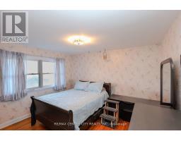 1948 ROYAL CRESCENT - 13