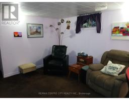 1948 ROYAL CRESCENT - 19