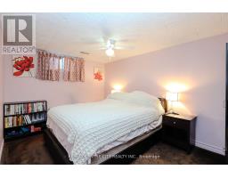 1948 ROYAL CRESCENT - 22