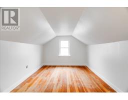 549 VICTORIA STREET - 17