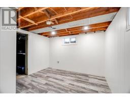 549 VICTORIA STREET - 20