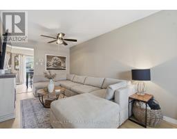 16 BOWCOTT CRESCENT - 4