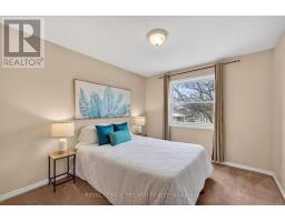 188 CLARA CRESCENT - 17