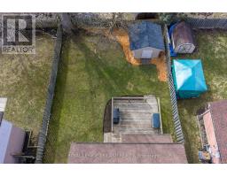 188 CLARA CRESCENT - 36