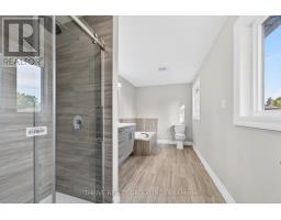 3465 ORIOLE CIRCLE E - 23