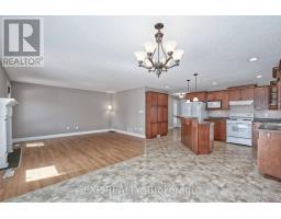 54 TREADWELL STREET - 23