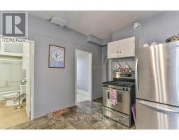 11 MACKAY AVENUE - 13