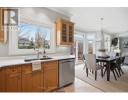 32 WINGREEN LANE - 13