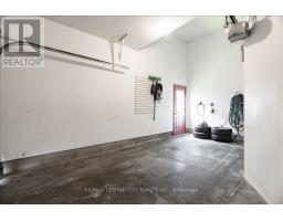 71 MIDDLESEX DRIVE - 39