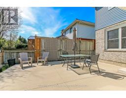 62 BARRYDALE CRESCENT - 12