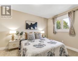 62 BARRYDALE CRESCENT - 22