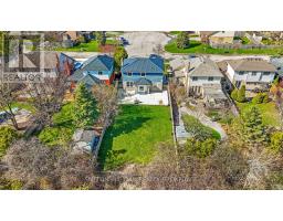 62 BARRYDALE CRESCENT - 33