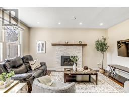 62 BARRYDALE CRESCENT - 6