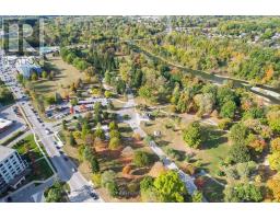 401 - 1200 COMMISSIONERS ROAD W - 46