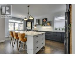 146 VICTORIA STREET - 13