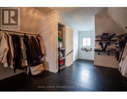 21 MAPLE STREET - 17